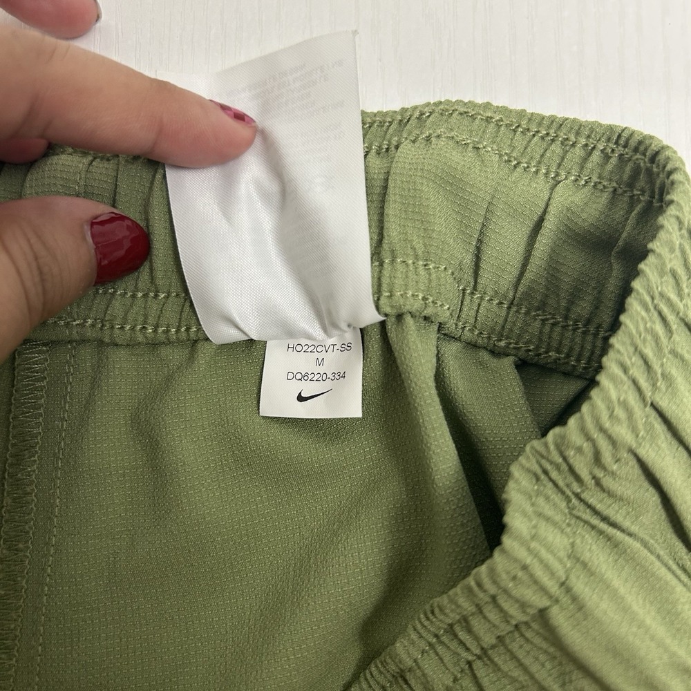 Nike Pants Womens Medium Green Dri-FIT Track Joggers Nike Air Zip Leg Cuff - Picture 10 of 10